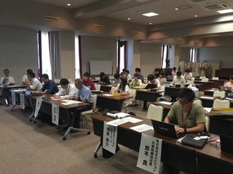 最終プレゼン会場