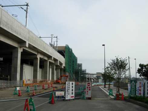新青森駅南側
