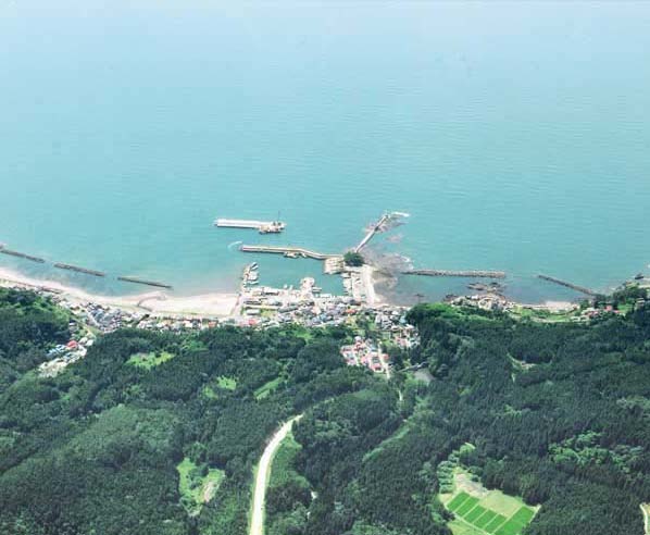 岩崎漁港　岩崎地区　地域水産物供給基盤整備事業(特定)