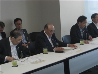 写真：新幹線・鉄道問題対策特別委員会