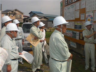 写真：建設委員会調査