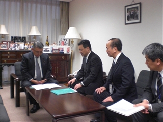 写真：東日本大震災対策特別委員会陳情