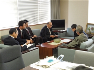 写真：新幹線・鉄道問題対策特別委員会要望活動