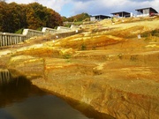 露出した遮水壁