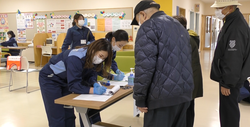 一時集合場所(横浜町)での受付の状況