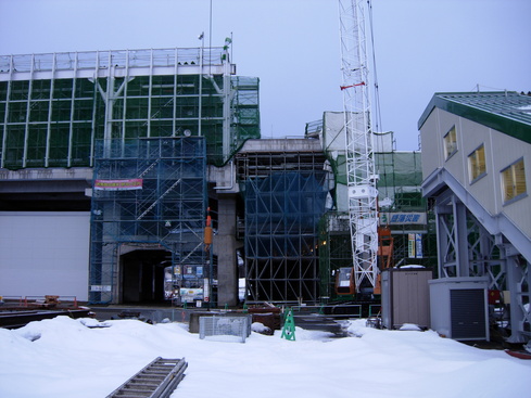 新青森駅東側