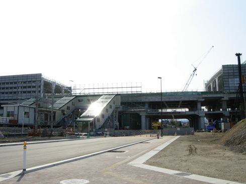 新青森駅東口