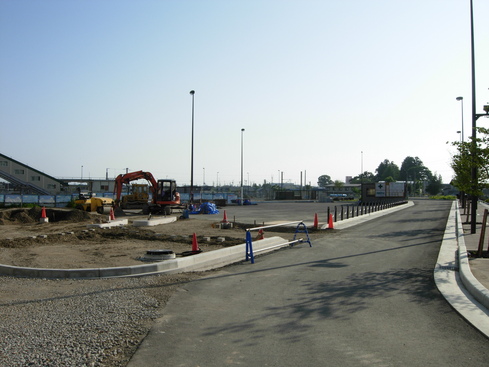 新幹線新青森駅南口広場