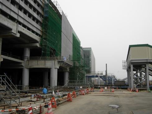 新幹線新青森駅東口