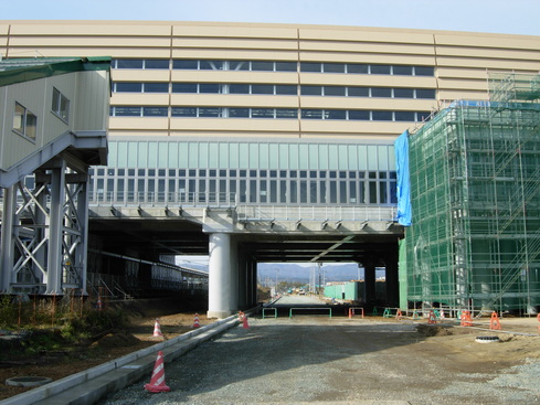 新幹線新青森駅東側