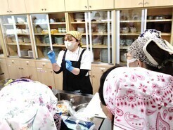 R7あんかけやきそばづくり２