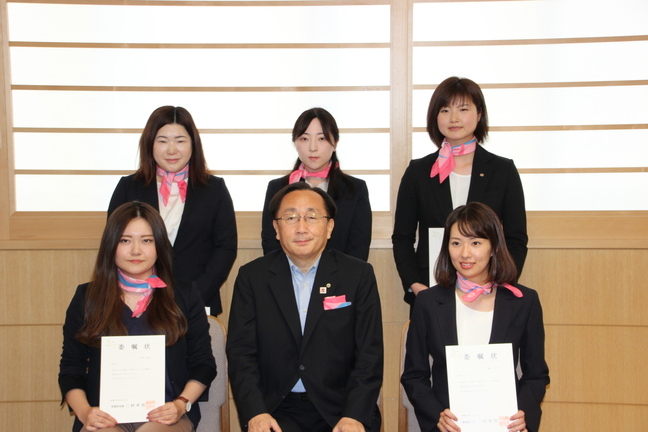 あおもりなでしこ 仕事の め 女子学生の県内就活 若手社員の県内定着支援 青森県庁ホームページ