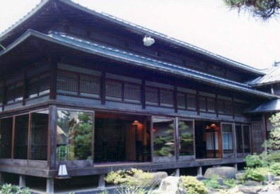 翠明荘（旧高谷家別邸）日本館